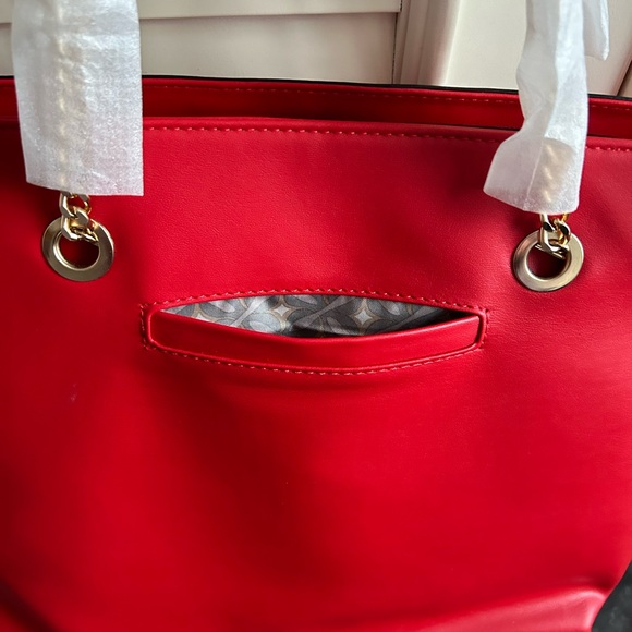 NWT CXL by Christian Lacroix Style#: CXLH24972-RED VOGUE QUILTED TOTE - Picture 6 of 14